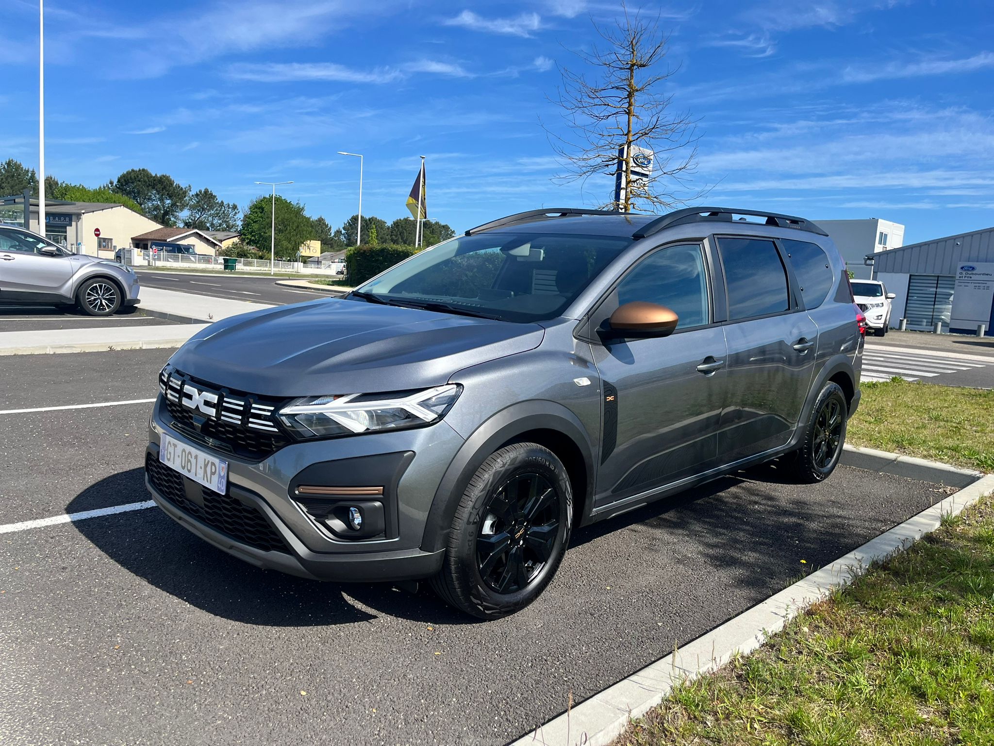 Dacia Hybrid Dacia Hybrid